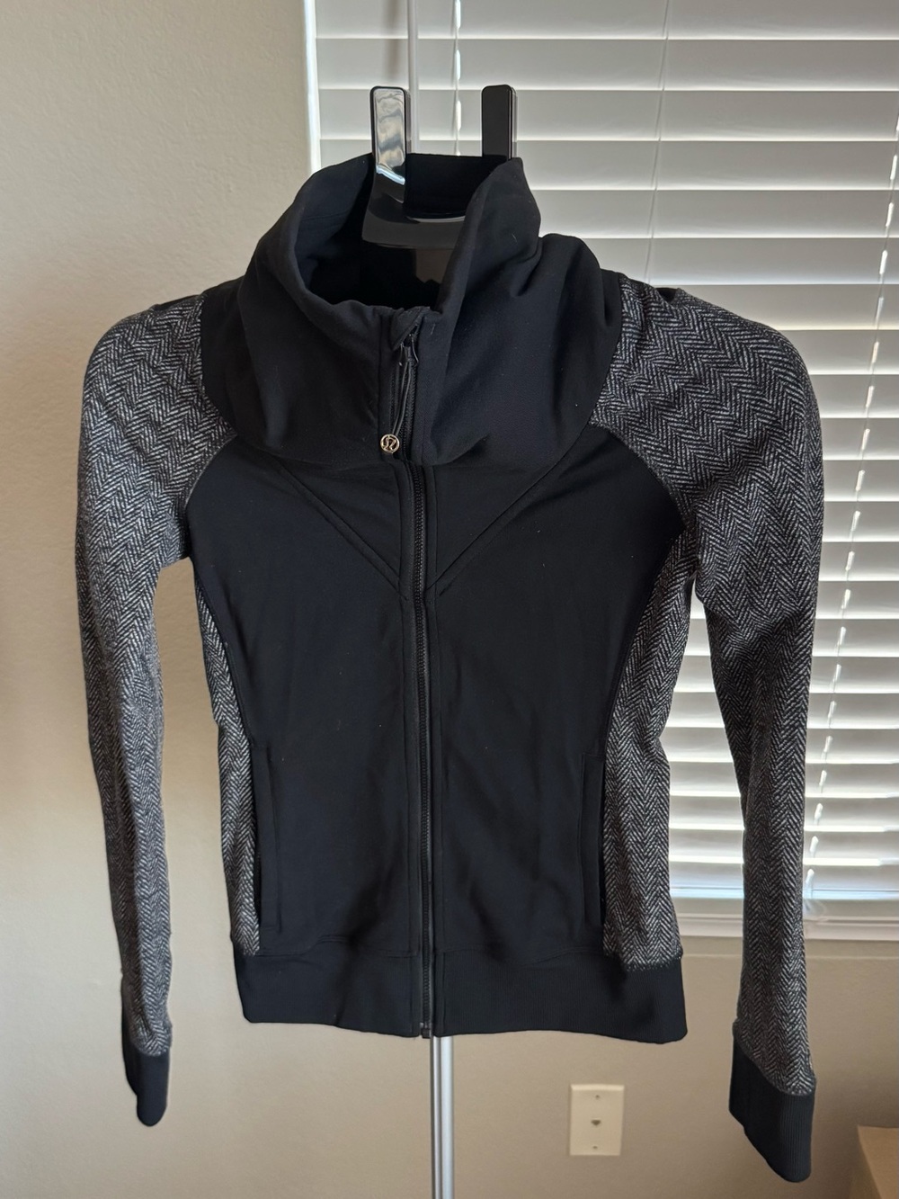 Lululemon Black Jacket with Gray Herringbone Sleeves